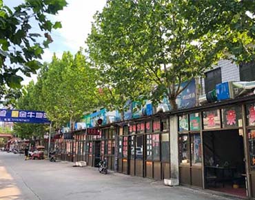 安装天珑油烟净化器后的街道